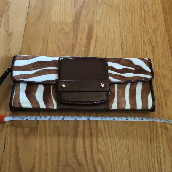 Alfani leather and brown and cram zebra ponyhair clutch removable strap - Picture 2 of 8